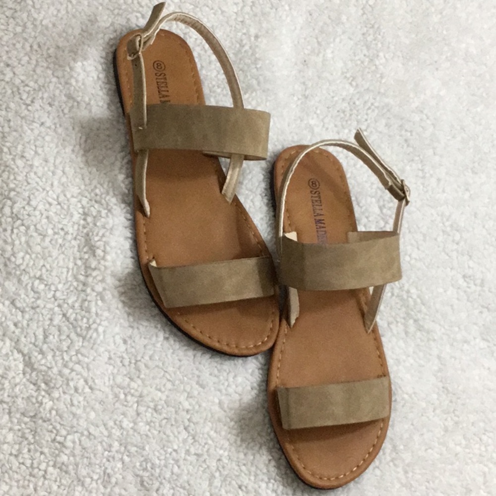 Sandals - Picture 4 of 4